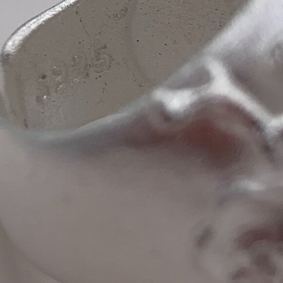 Solid 925 sterling silver Skull and Rose ring, new, matte finish, adjustable - Picture 6 of 16